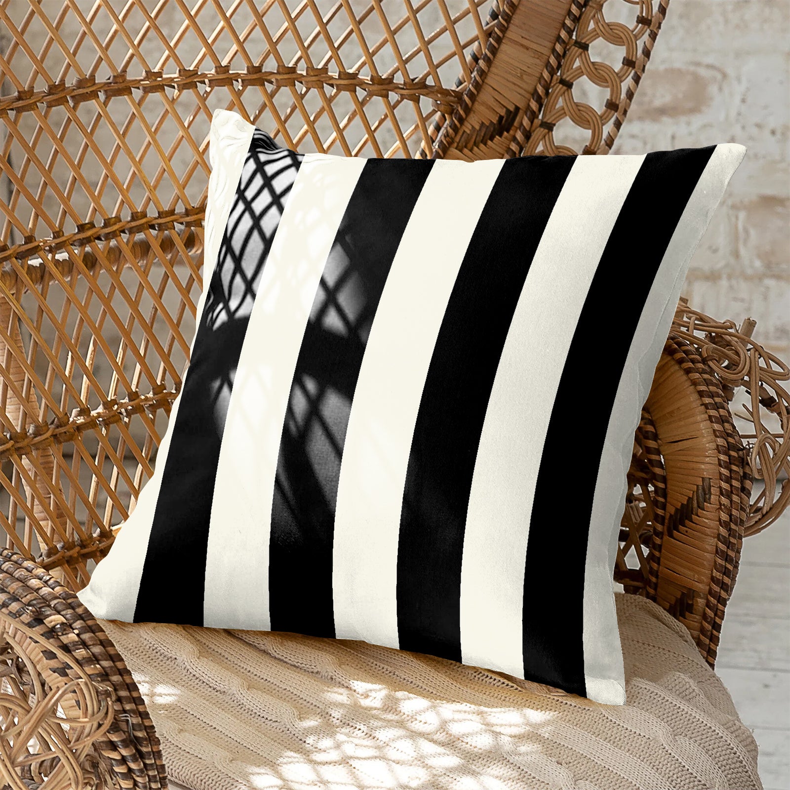 SPRING GALLERY BIG STRIPE BLACK DIGITAL PRINTED CUSHION COVER