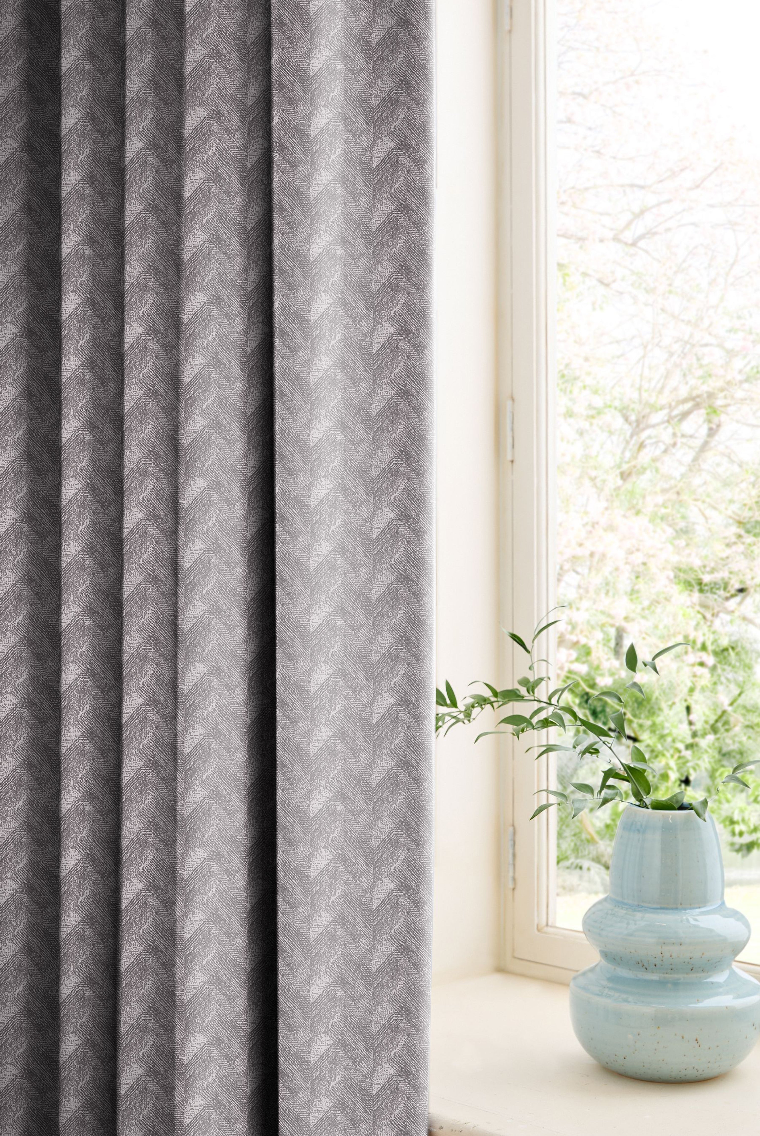 ENSLEY STEEL PREMIUM BLACKOUT CURTAIN